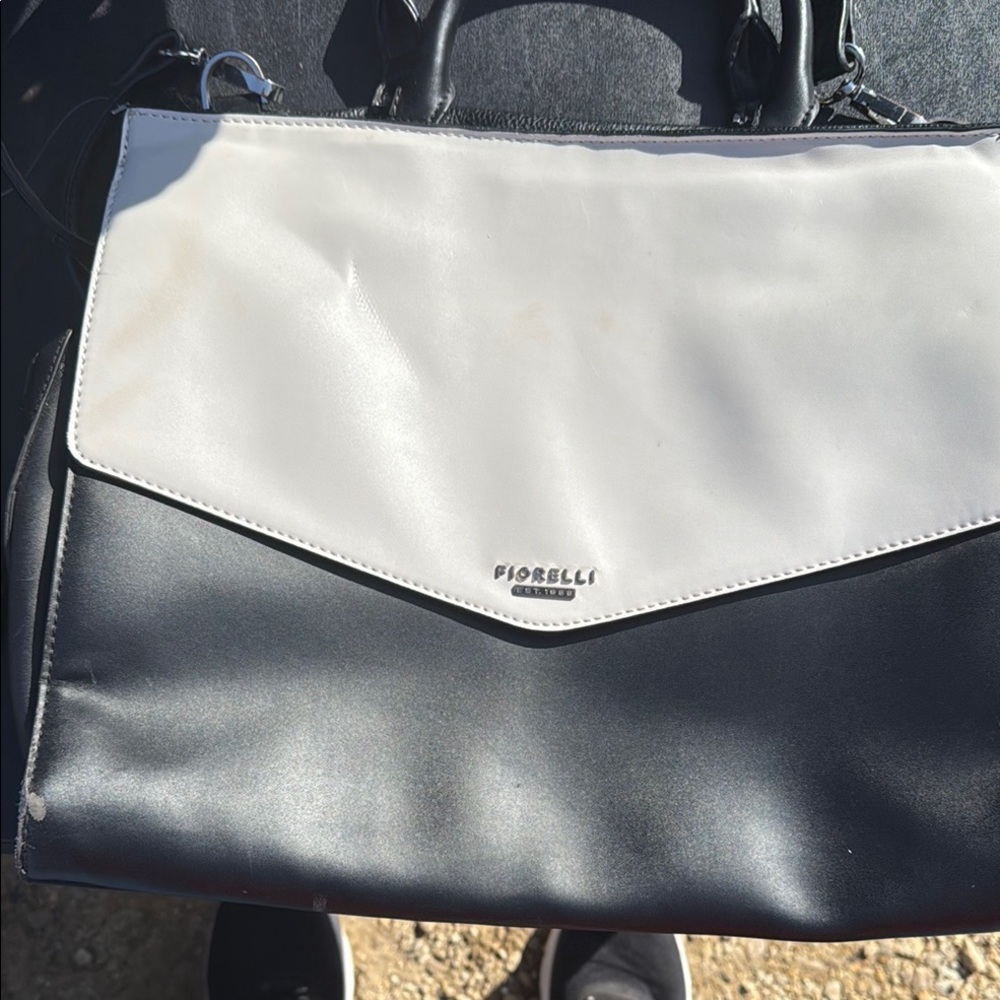 Giorgio Fiorelli Black and White Satchel Sleek Modern Design